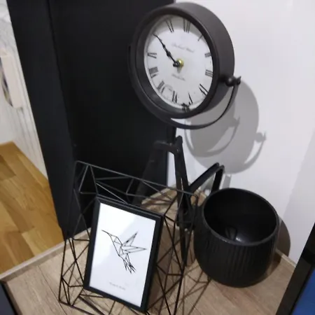 Apartament New Stylish One-bedroom On Top Location *